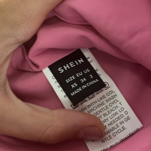 Pink sparkly shein, mini skirt, zipper new without tags - Picture 5 of 8